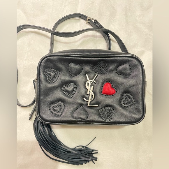 Saint Laurent Handbags - Saint Laurent Lou Heart Belt Bag ❤️